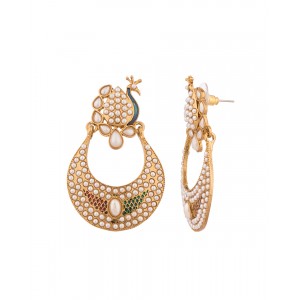 Aesthetic Earrings With Majestic Charm